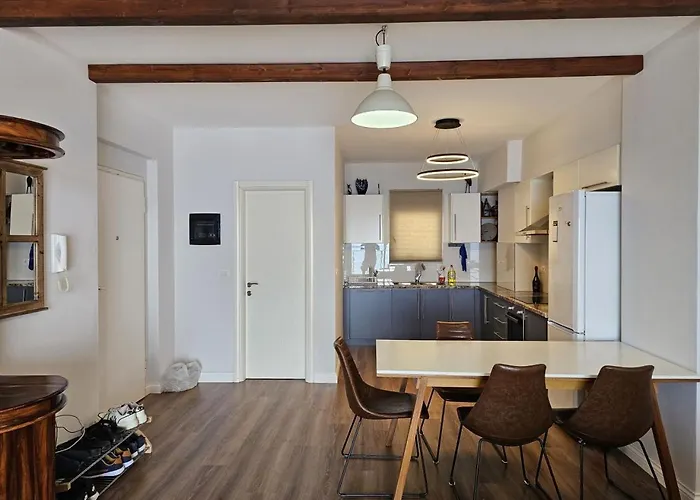 Amazing Center Sea View