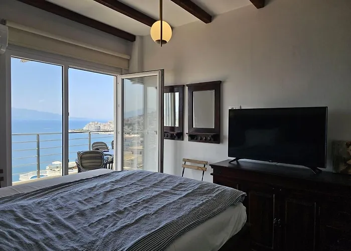 Amazing Center Sea View *