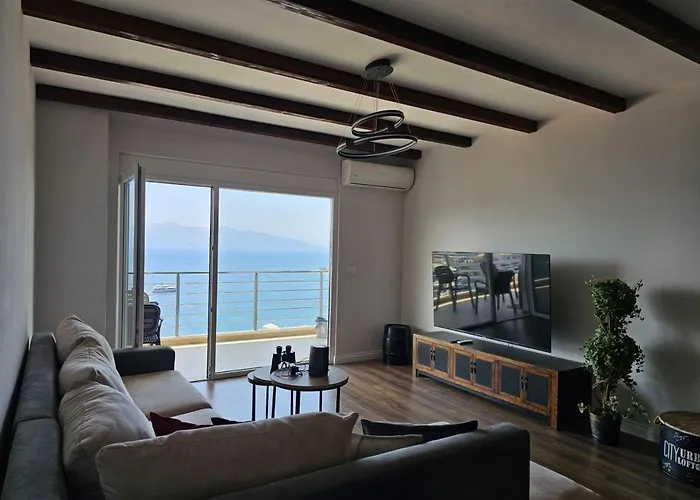 Amazing Center Sea View Lejlighed Sarandë